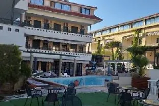 ****  פפקוהורי Philoxenia Hotel & Villas יוון