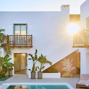 Adorno And 4*, Ornos (Mykonos) Grekland